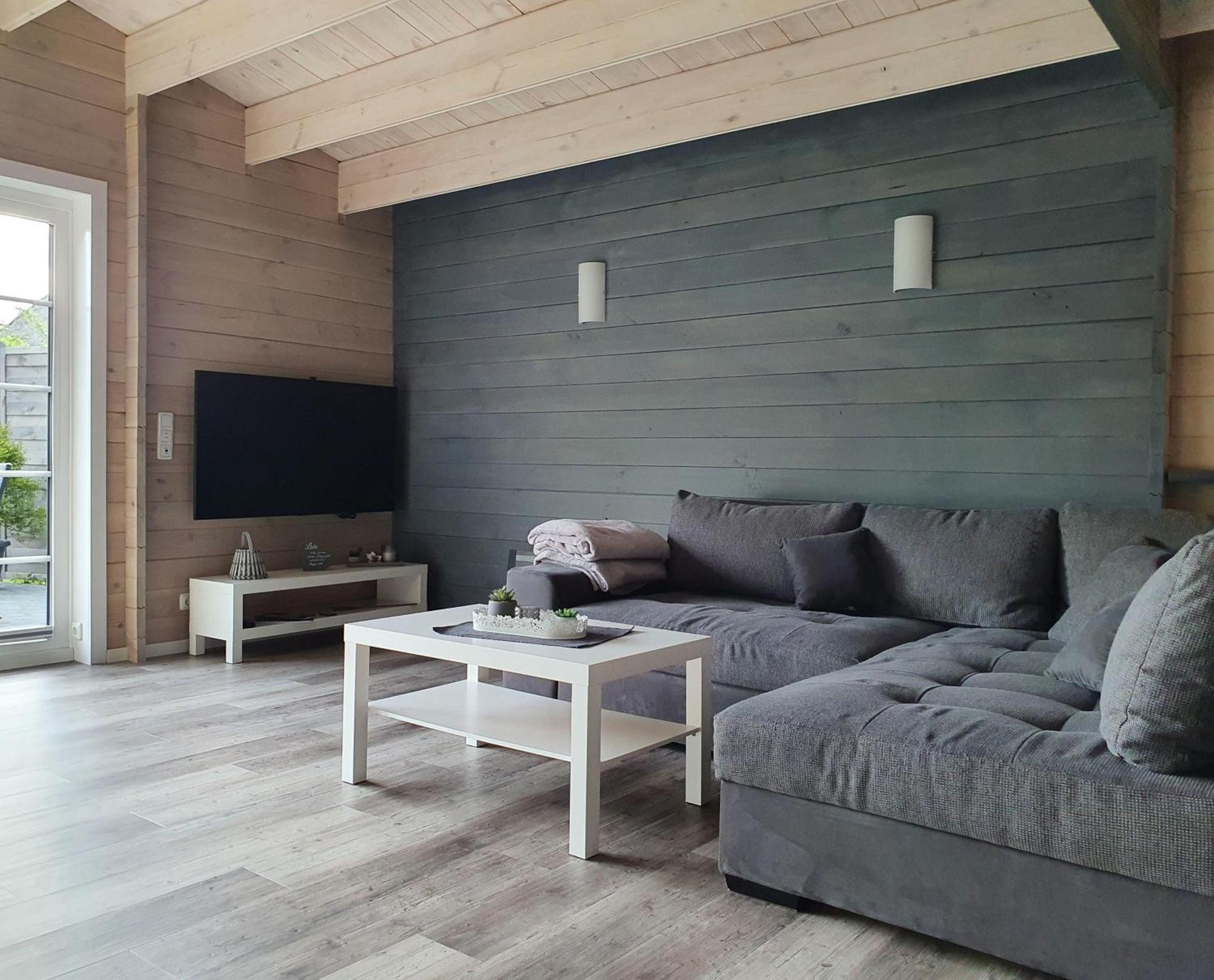 Idyllisches Blockbohlenhaus mit eigenem Garten und Sauna zum Wohlfühlen Martensrade Exterior foto